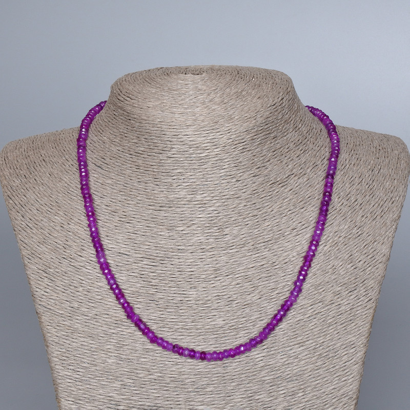Amethystkette (künstlich) facettierte Rondellen, Durchmesser ca. 4,5×2,5 mm, Länge 48 cm