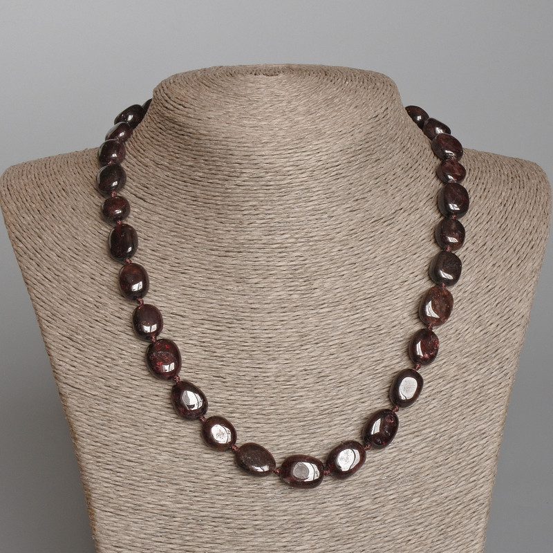 Kette aus natürlichem Granat, facettierte Granatkugeln, Durchmesser 12×14 mm, Länge ca. 51 cm