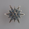 Stern-Brosche mit blauen Strasssteinen, silberfarbenes Metall, 26×26 mm