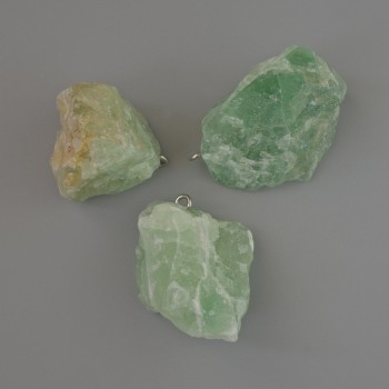 Anhänger aus naturbelassenem Fluorit, unbearbeitet, Durchmesser 24×22 bis 36×28 mm, assortiert