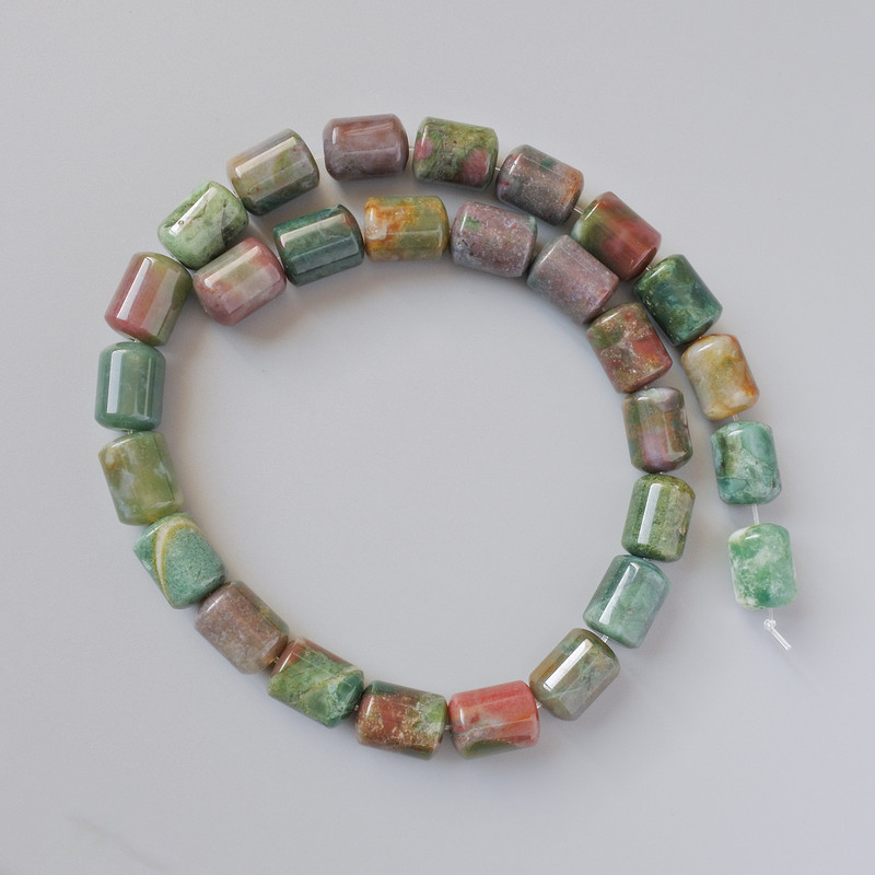 Perlen aus grünem Jaspis, natürlicher Stein, zylindrisch, Durchmesser 10×14 mm, Länge ca. 39 cm, auf Faden