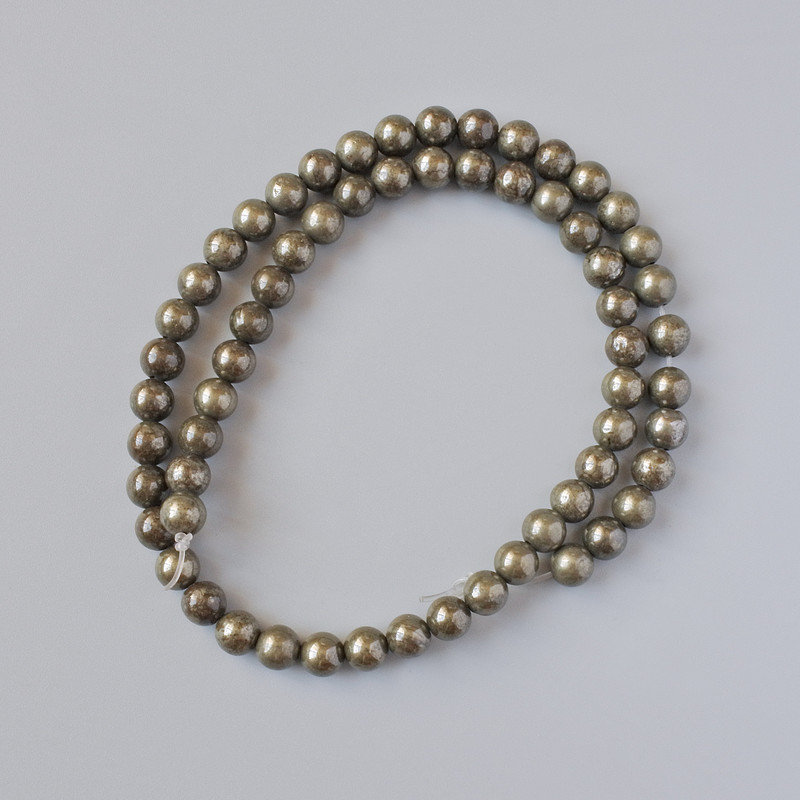 Pyrit-Natursteinperlen, glatte Kugeln, Durchmesser 6,5 mm ±, Länge 39 cm ±, auf Faden