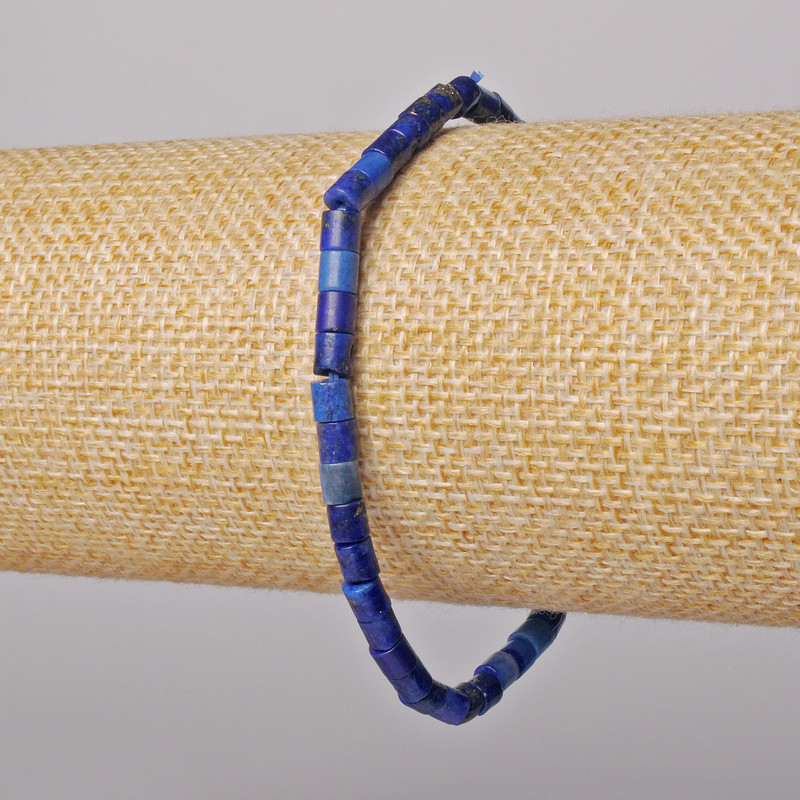 Armband aus Lapislazuli, natürlicher Stein, facettierte Steine 4×4 mm, Länge ca. 18 cm, Stretch