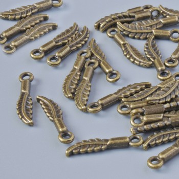 Anhänger „Feder“, bronzefarbenes Metall, Abmessungen 16 × 3,5 mm, Lochdurchmesser 1,4 mm, Verpackung 33 Stück ±