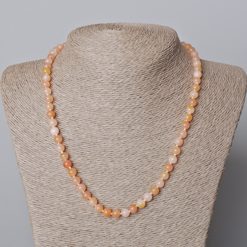 Kette aus getöntem Rosenquarz, glatte Kugeln, Durchmesser 6,5 mm, Länge 45–48 cm