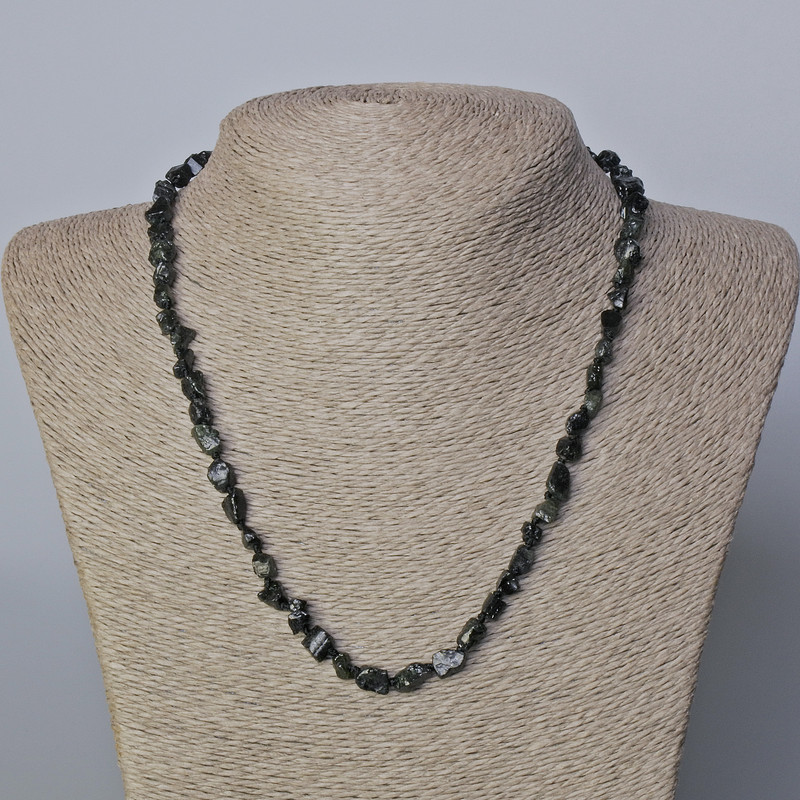 Kette aus Sonnen-Obsidian, natürlicher Stein, trommelgeschliffelte Perlen, Durchmesser ca. 6 mm, Länge 45–48 cm