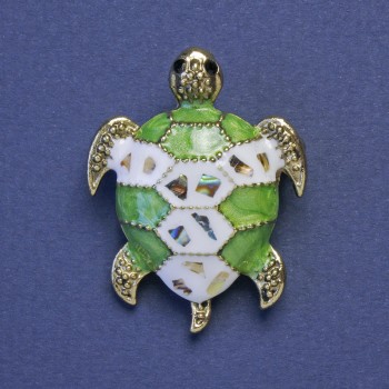 Anhänger-Brosche Schildkröte mit grüner und weißer Emaille, Haliotis, goldfarbener Metallton 27×35 mm+