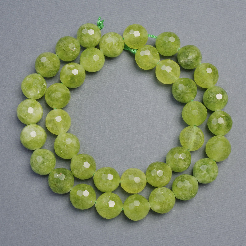 Chrysolith-Perlen aus natürlichem Olivin (Chrysolith), facettierte Kugeln, Durchmesser 10 mm, Länge ca. 37 cm