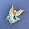 Engel-Brosche mit weißen und blauen Strasssteinen, blau-weiße Farbgebung, goldfarbenes Metall 31×43 mm+