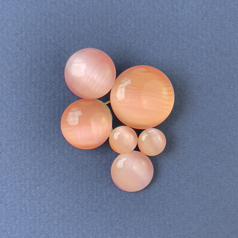 Anhänger-Brosche »Akzent« Rosa Katzenauge mit Goldmetall, 33×43 mm+