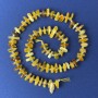 Bernsteinchips-Perlen, 10 × 3 mm ±, mit Glasperlen, Durchmesser 3 mm ±, auf Faden, Länge ca. 38 cm