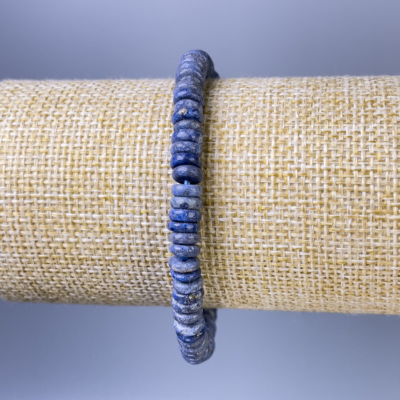 Sodalit-Rondellarmband 6×2 mm, Stretcharmband, Länge 18 cm