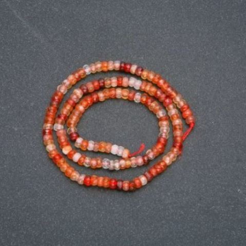 Karneol Rondell-Perlen auf Schnur, Durchmesser 4×2,5 mm, Länge ca. 39 cm