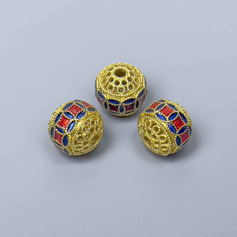 Cloisonsperle, rot-blau emailliert, Durchmesser 10 mm ± Lochdurchmesser 2 mm, goldfarbenes Metall, 1 Stück
