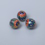 Cloisonsperle Cloisonné rot, türkisblau und blau emailliert, Durchmesser ca. 8 mm, Lochdurchmesser ca. 1,5 mm, goldfarbener Metallton, 1 Stück