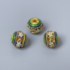 Kloisonne-Perle, grün-blau-weiß emailliert, Durchmesser ca. 10 mm, Loch Ø ca. 1,8 mm, goldfarbenes Metallfinish, 1 Stück