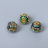 Kloisonierte Emaille-Perle – Blau, Rot, Türkisblau und Grün, Emaille, Durchmesser ca. 10×9 mm, Loch Ø 1,5 mm, goldfarbener Metallton, 1 Stück