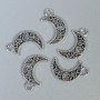 Anhänger Mond, Metallfarbe Silber, Abmessungen 18×11×1,5 mm, Loch Ø 2 mm, Packung 14 Stück