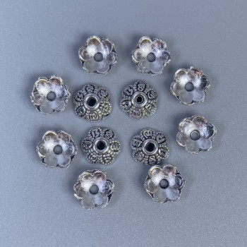 Beadkappe für Perle, silberfarbene Metallfarbe, Durchmesser 8×3×1 mm, Bohrung ca. 1,5 mm, Verpackung 50 Stück