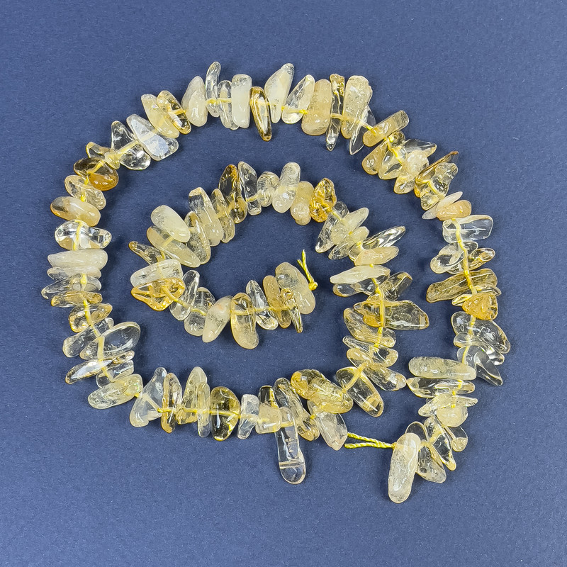 Citrin-Chipsperlen 12–17×3–5 mm ± auf der Schnur, Länge 42 cm+