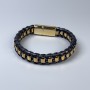 Herrenarmband aus schwarzem Öko-Leder mit goldfarbenen Metall-Einlagen, Dicke ca. 13 mm, Länge ca. 22 cm, goldfarbener Metallverschluss