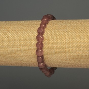 Armband aus Erdbeerquarz, facettierte Perlen, Durchmesser 8×7 mm ±, Länge ca. 18 cm ±, Stretch