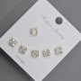 Ohrstecker mit weißen Strasssteinen, goldfarbenes Metall, 5 mm ±