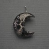 Mond-Anhänger mit Amethyst im silbernen Geflecht, Durchmesser 35 mm +-, Länge 45 mm +-
