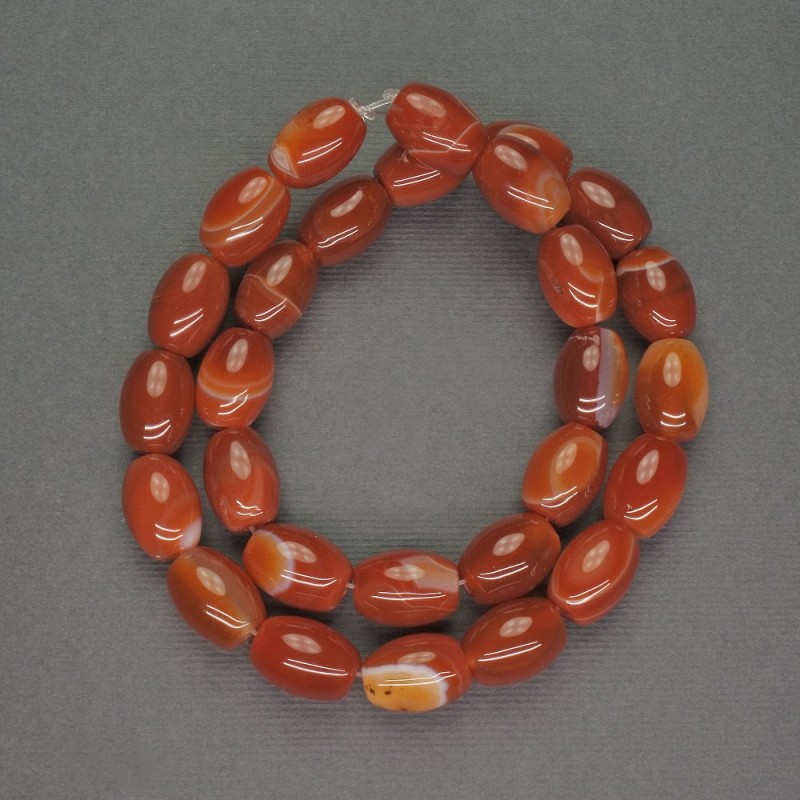 Sardonyx-Barillaperlen, Durchmesser ca. 10 × 13 mm, Länge ca. 38 cm