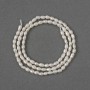 Perlen aus natürlichen Süßwasserperlen 3,5–4×3 mm ±, Länge ca. 36 cm ±, auf einer Schnur