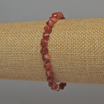 Armband aus Karneol, facettiert, rhombusform, Durchmesser ca. 6 mm, Länge ca. 18 cm, Stretcharmband