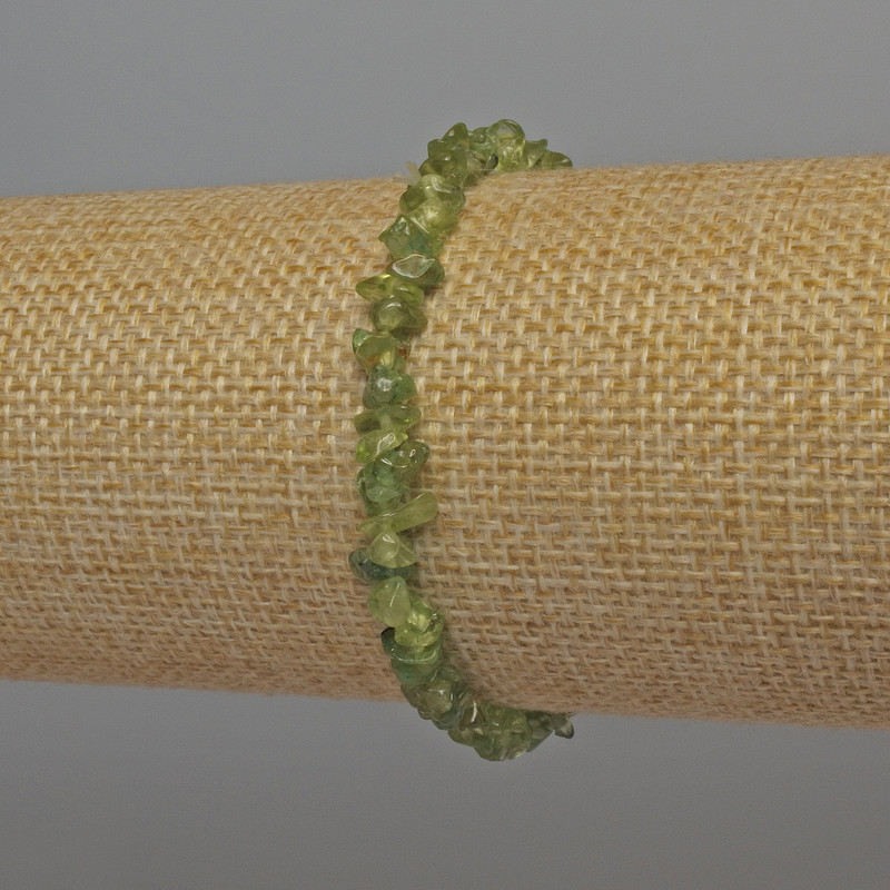 Armband aus Chrysolit-Krümel, Durchmesser 5 × 3 mm, Länge ca. 18 cm, Stretch