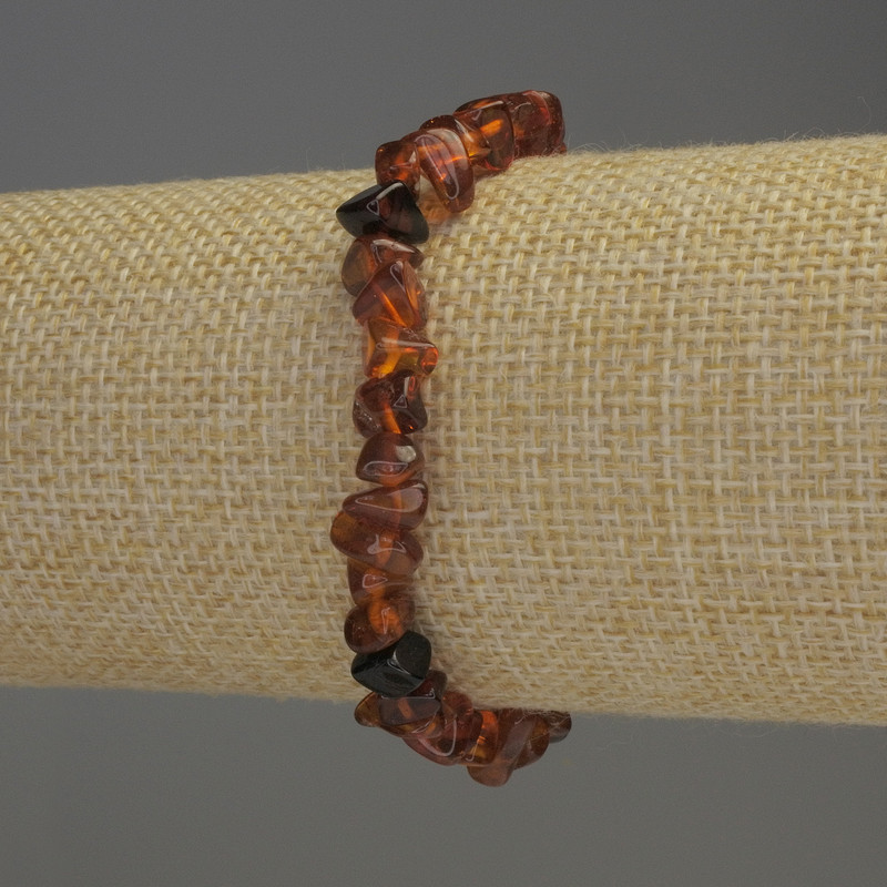 Armband Bernsteinstücke 5–7×4 mm, Länge ca. 18 cm, elastische Stretch-Schnur