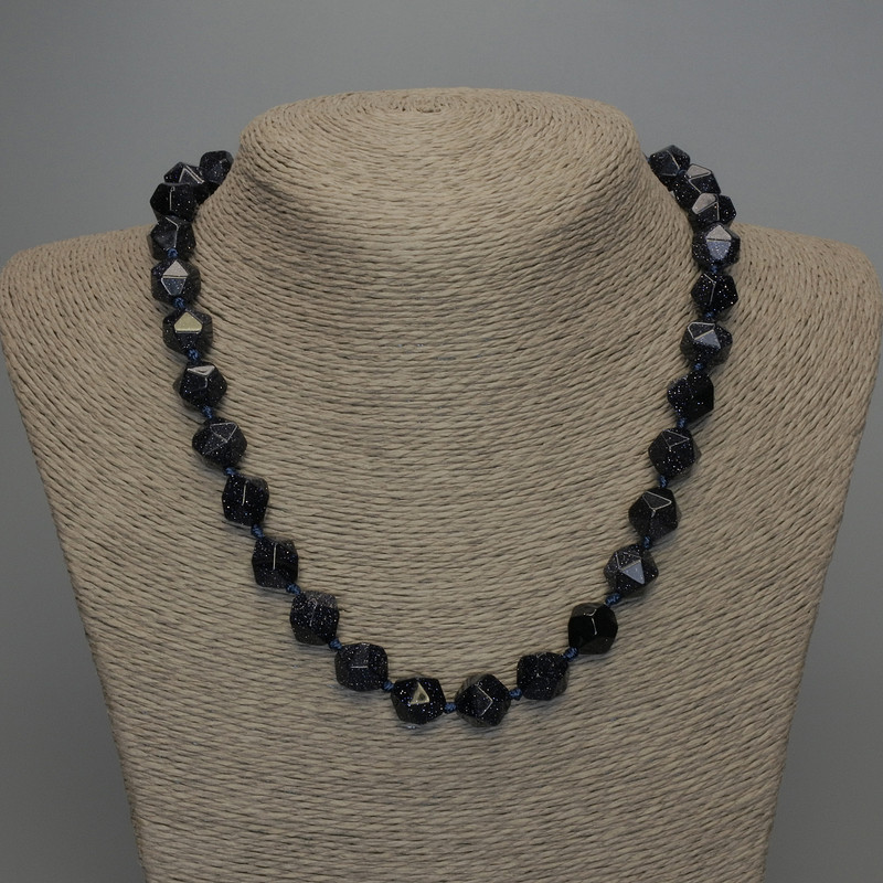 Kette aus Naturstein Aventurin „Nacht von Kairo“ Facettenperlen, Durchmesser 12×10 mm, Länge 50 cm +
