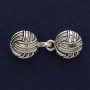 Clipbrosche für Cardigan aus silberfarbenem Metall, Durchmesser ca. 20 mm, Länge ca. 52 mm