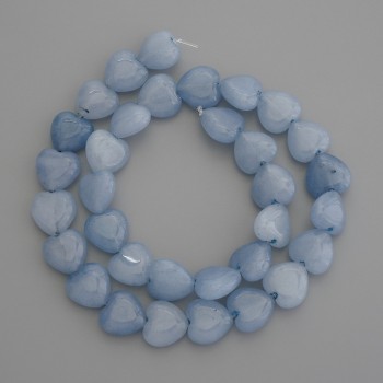 Aquamarin-Herzperlen, Durchmesser 12×12 mm, Länge ca. 38 cm, auf Faden
