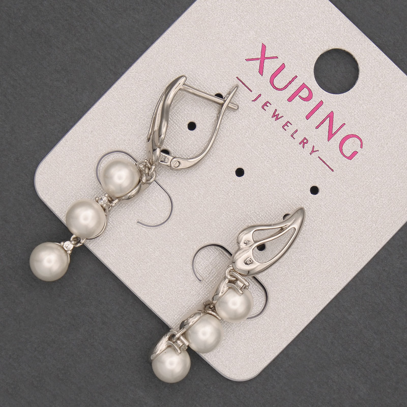 Xuping rhodiumbeschichtete Ohrringe mit Mallorca-Perle, Durchmesser 6 mm und weiße Strasssteine, Länge 37 mm +