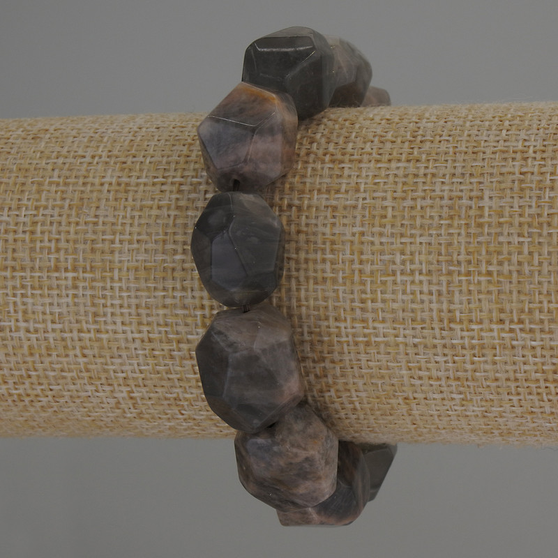 Sonnenarmband aus Naturstein, facettierte Perlen, Durchmesser 16–18×13–16 mm, Länge 18 cm, elastisches Armband
