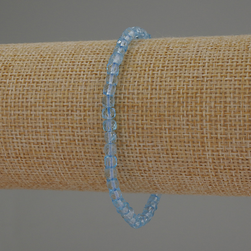 Armband aus natürlichem Topas, facettierte Würfel, Durchmesser ca. 4×4 mm, Länge ca. 18 cm, Stretch
