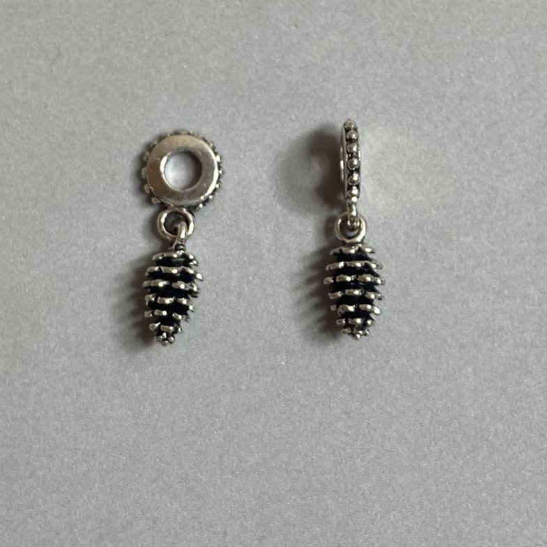 Anhängeröse 'Tannenzapfen', Maße 25×7 mm, Lochdurchmesser 5 mm, Verpackung 2 Stück+