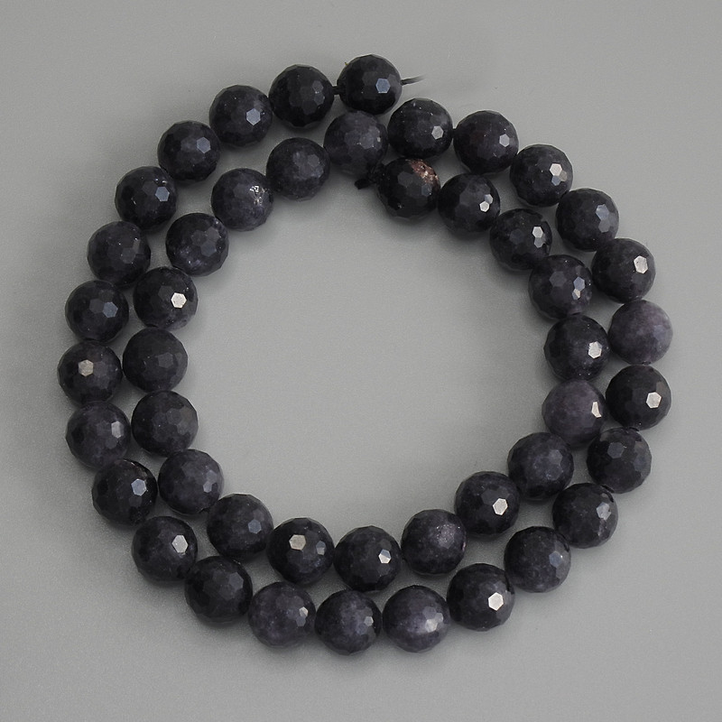 Iolith facettierte Perlen 8 mm, auf einer Schnur, Länge 37 cm+