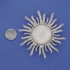 Magnetbrosche Perlmutt-Sonne, weiße Strasssteine, silberfarbenes Metall, 47 mm+