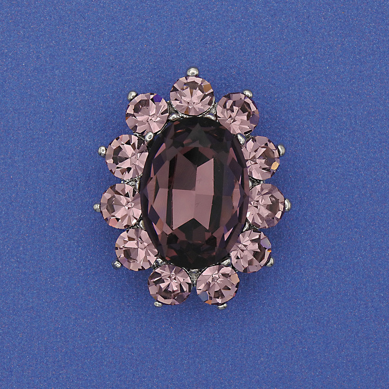Akzent-Anstecknadel mit intensiv rosa Kristall, Strass, silbernem Metall, 30×24 mm+