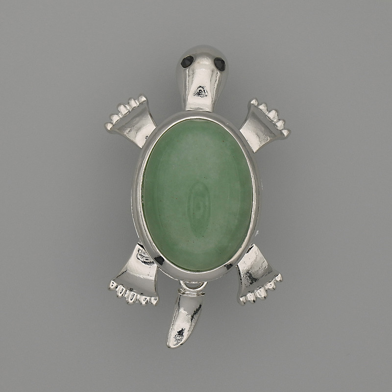Brosche-Anhänger Schildkröte aus Nephrit, 52×35 mm, bewegliche Teile, silberfarbenes Metall