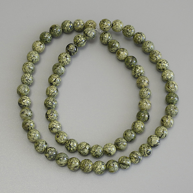 Serpentin-Perlen, glatte Kugeln 6 mm, Länge ca. 40 cm, auf Schnur