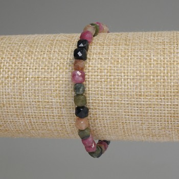 Armband aus facettiertem Turmalin – Würfel 5 mm, Länge 18 cm +-, Stretcharmband