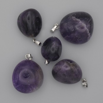 Amethystanhänger 19–26×16–20 mm +/-, Länge 25–35 mm +/- (Größenvariation)