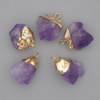 Anhänger Amethyst 16–20×13–18 mm ±, Länge 21–25 mm ± (Sortimentsgröße) goldfarbenes Metall