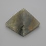 Pyramide aus Labradorit – Naturstein, Abmessungen ca. 30×30 mm, Breite ca. 25 mm
