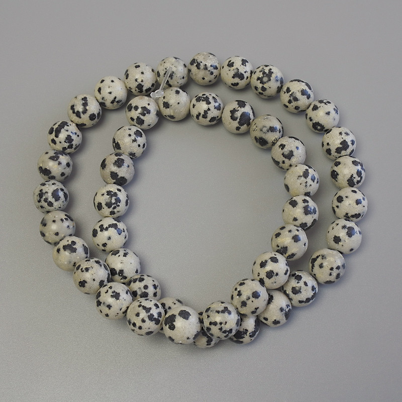 Dalmatinischer Jaspis-Perlen auf Schnur, glatte Kugeln, Durchmesser 8 mm, Länge ca. 39 cm